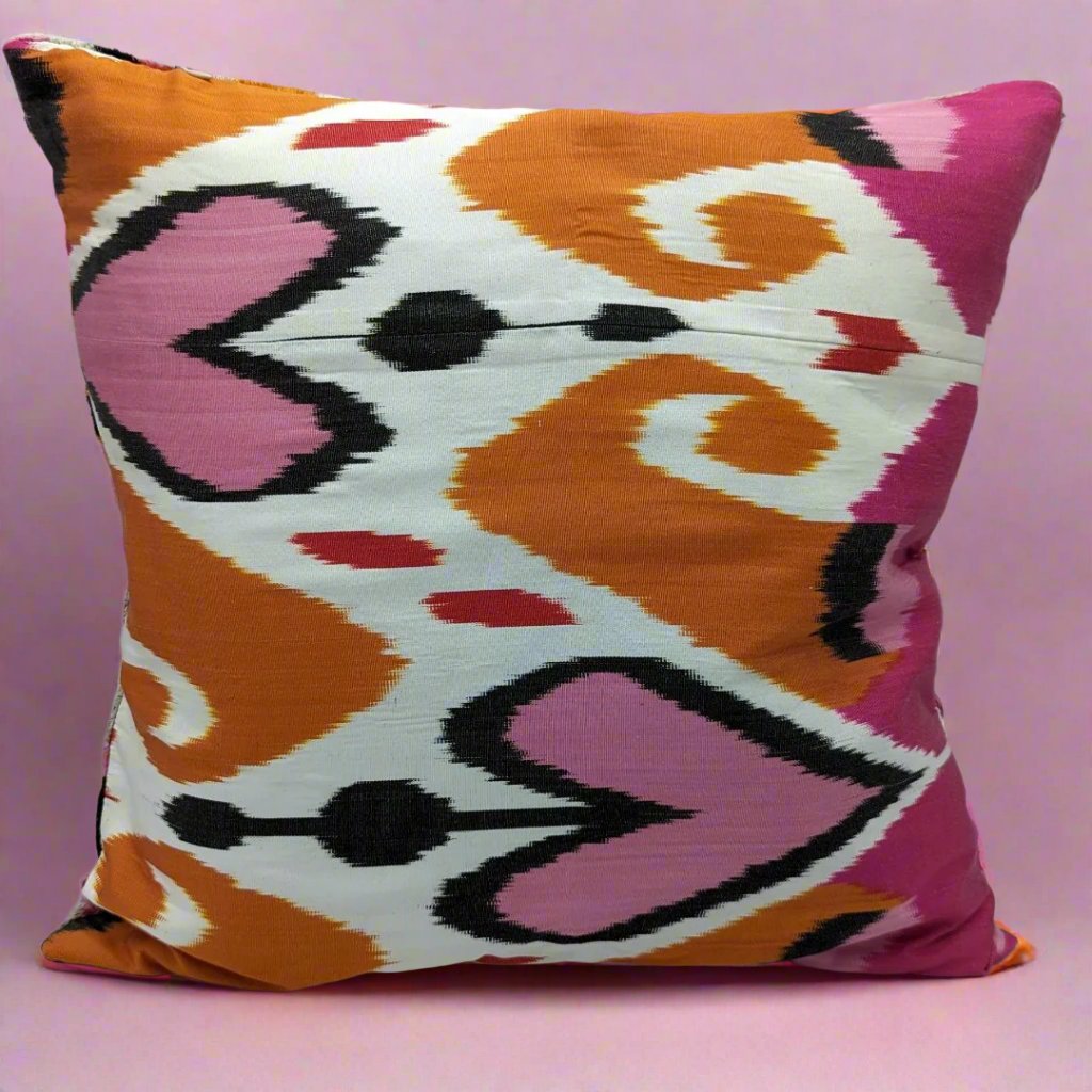 IKAT Silk Back 50x50CM - Pink Orange Hearts