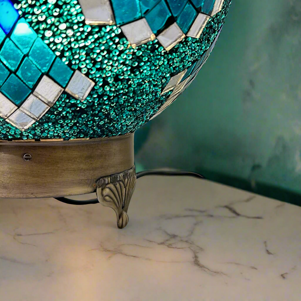 Mosaic Globe Table Lamp - 25 CM - Small - LUMINA ELIGMA HOME
