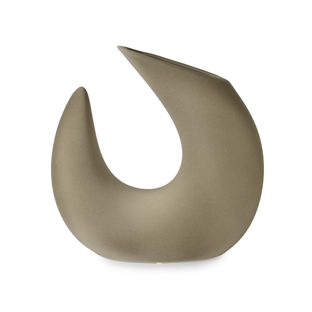 Freya Vase Textured Ceramic - LUMINA ELIGMA HOME