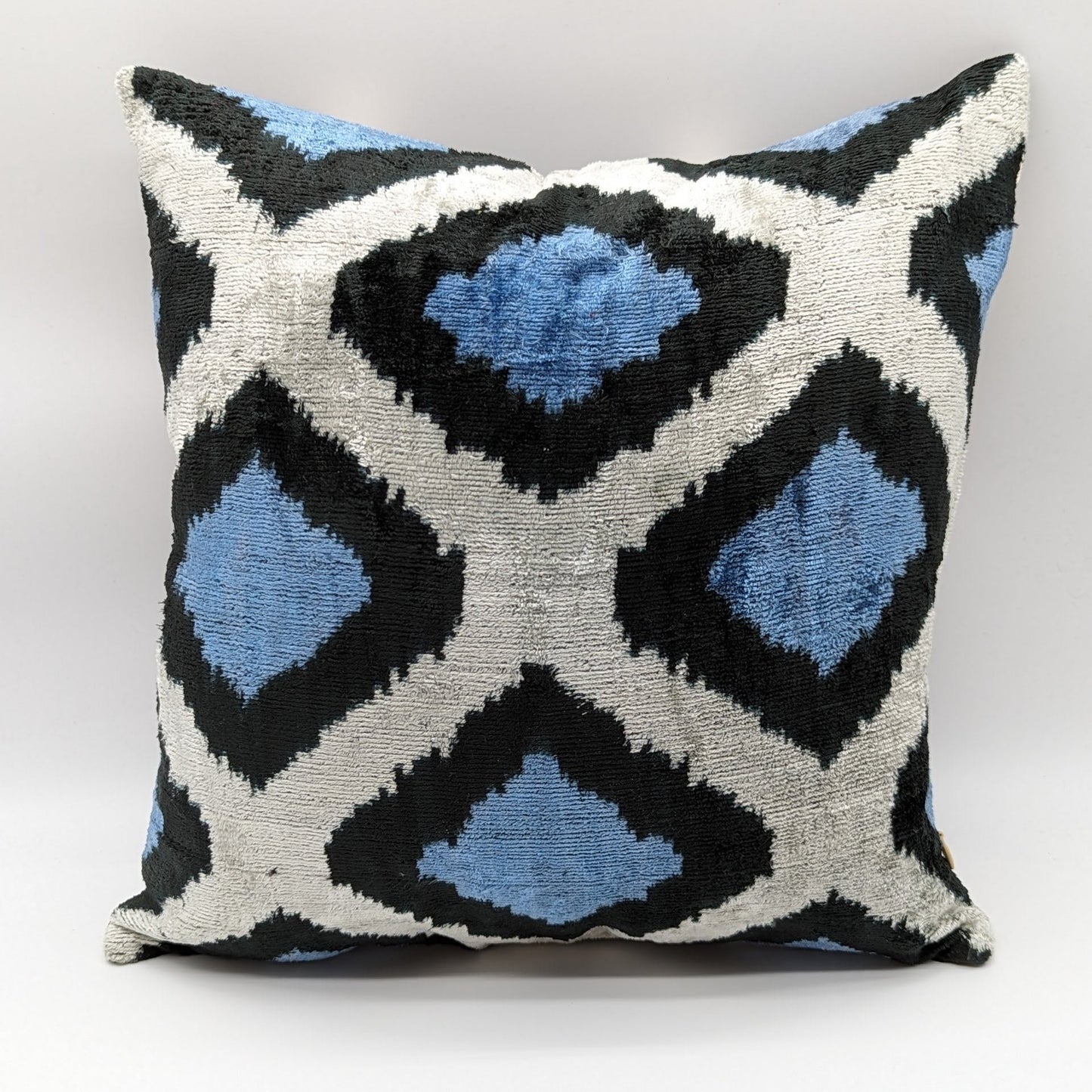 IKAT Cotton Back Cushion Cover 40x40 CM - Raindrops
