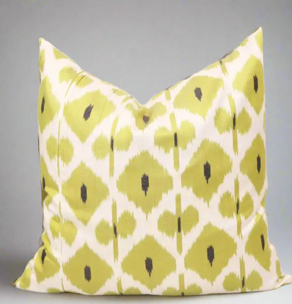 IKAT Silk Back Pillow Cover 40x40 CM - Nazar 1