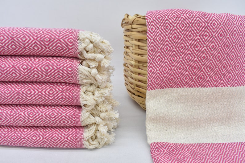 Fuschia Bath & Hand Towel Diamonds - 70" X 40" - 36" X 20" - LUMINA ELIGMA HOME