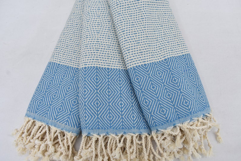 Face Towel Lines Turquoise - 90cm x 50 CM - LUMINA ELIGMA HOME