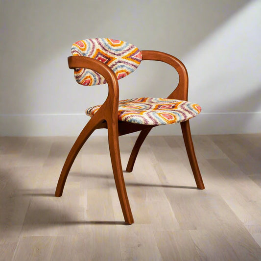 Lambda Chair - Cursive IKAT - LUMINA ELIGMA HOME