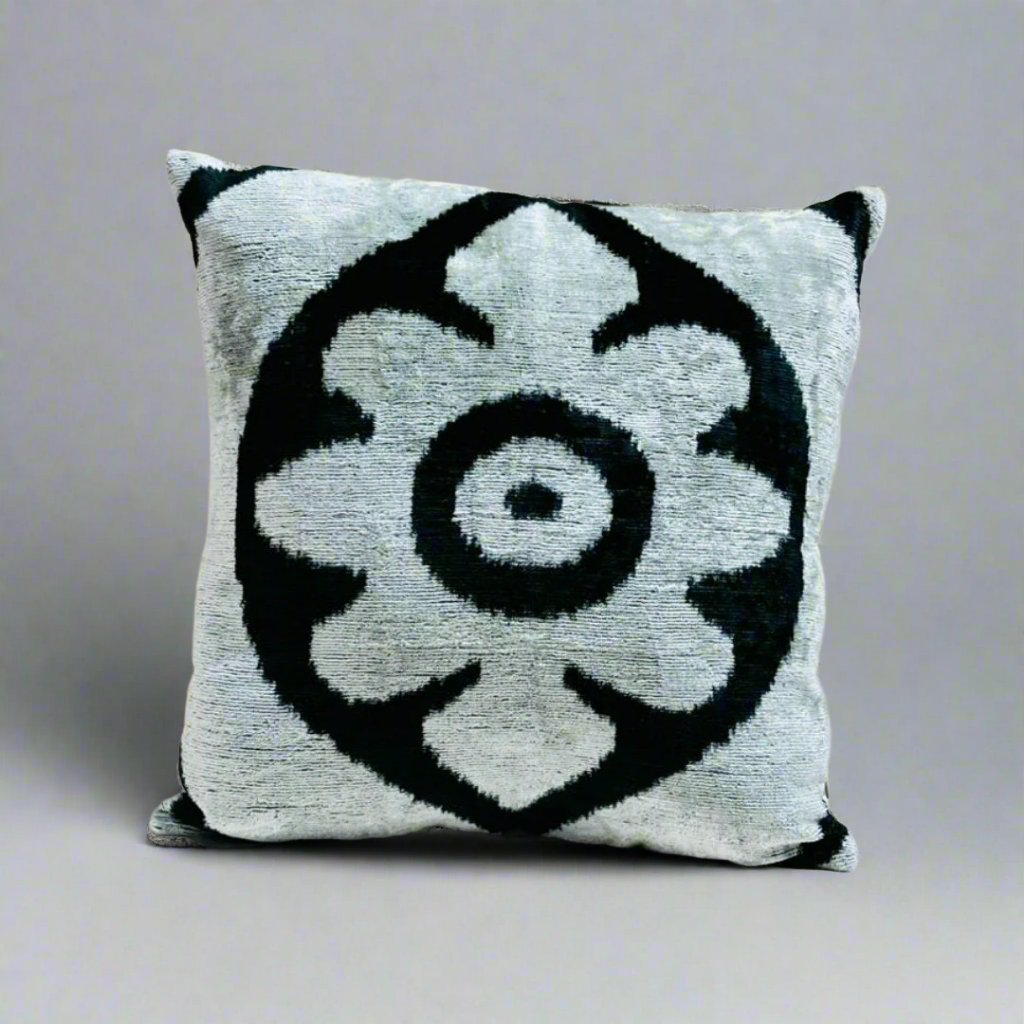 IKAT Cotton Back Cushion Cover 40x40 CM - Black Carnation