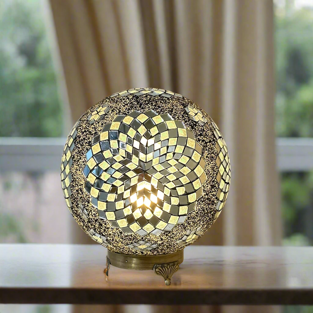 Mosaic Globe Table Lamp - 30 CM - LUMINA ELIGMA HOME