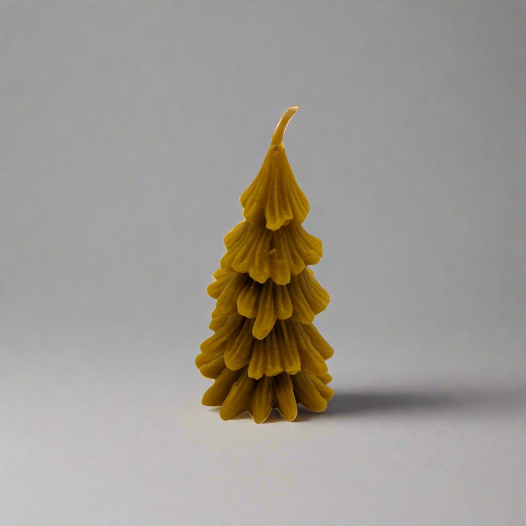 Natural Beeswax Pine Tree Candle